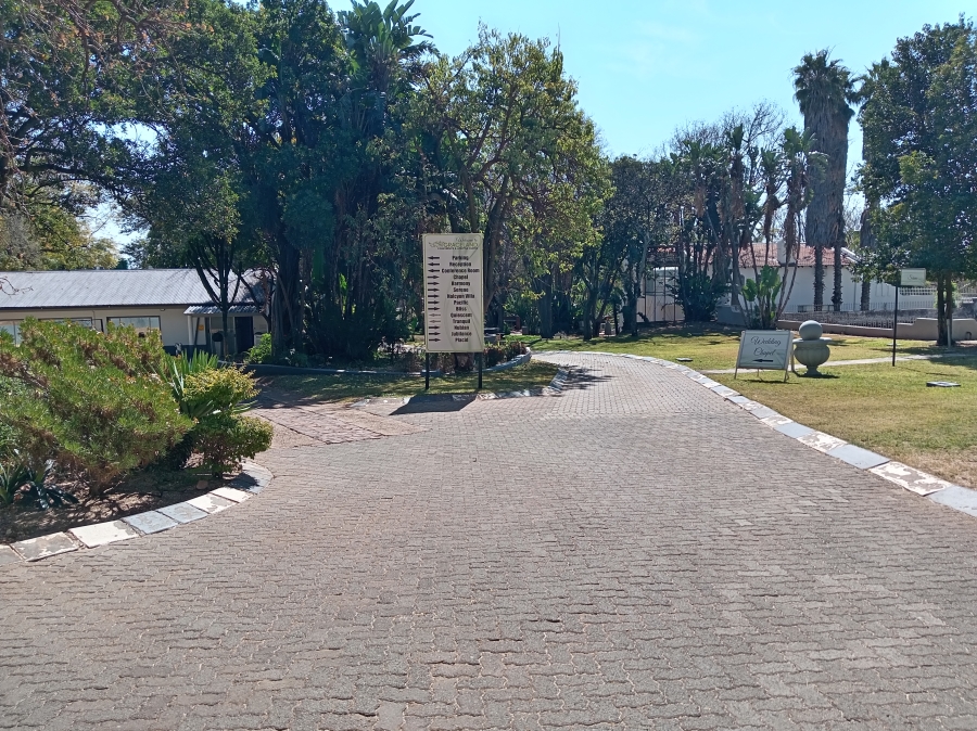 11 Bedroom Property for Sale in De Wildt North West